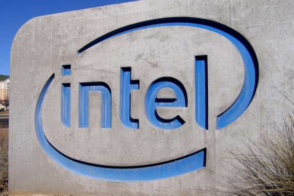 Intel declares quarterly cash dividend