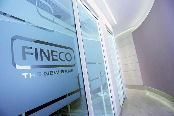 finecobank equita sim banca akros