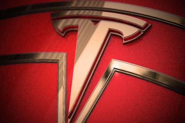 Tesla: arriva il test dei conti trimestrali